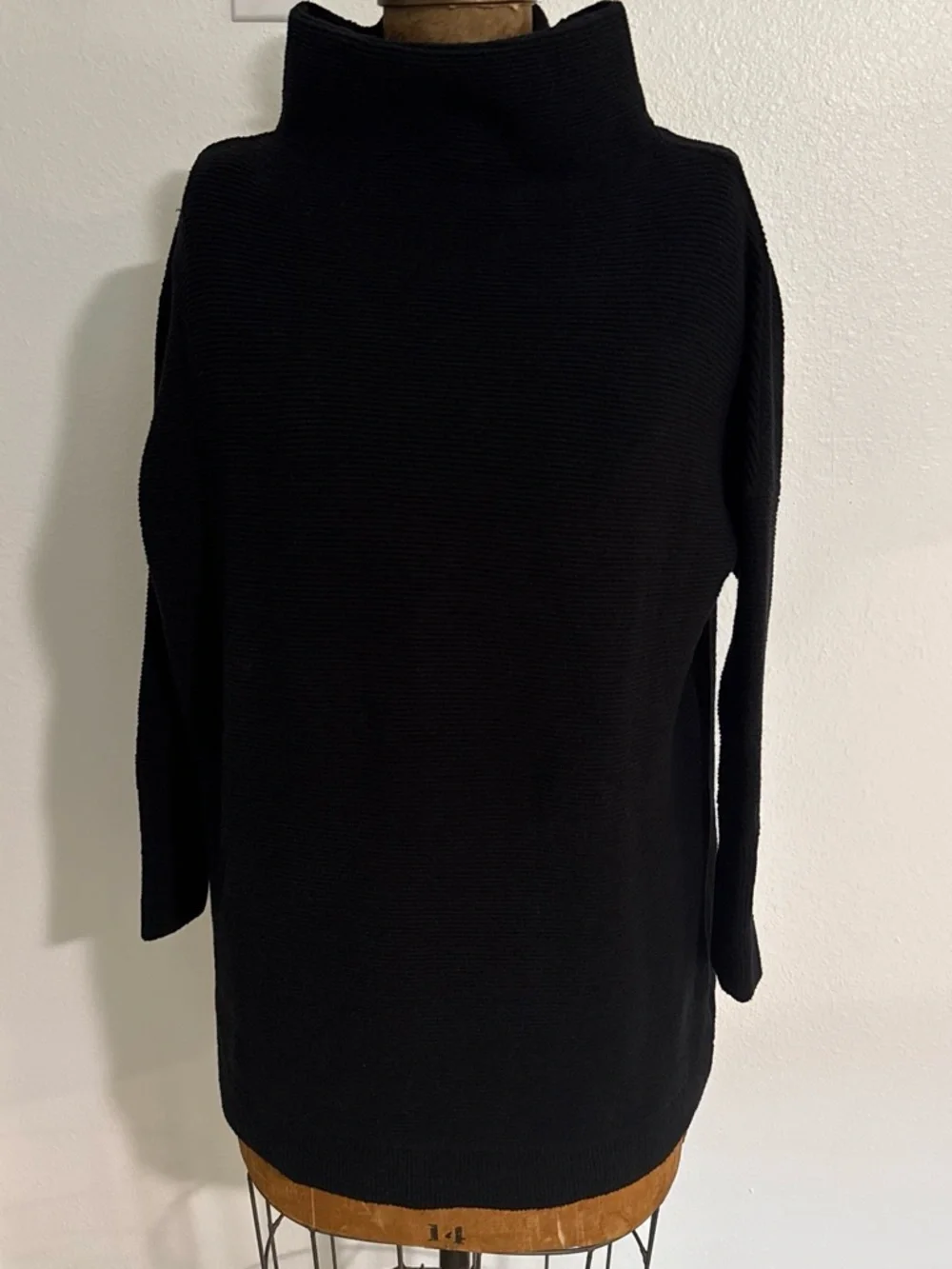 Free people Ottoman Slouchy Black oversized turtleneck sweater Size XS